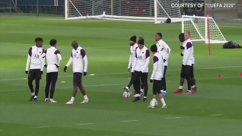 Mercato, dalla Spagna: "Mbappè al Real, trasferimento fatto"