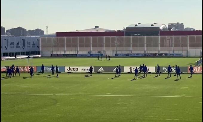 Juve pronta per il Malmoe: torna De Sciglio, non McKennie