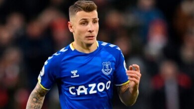 The Athletic: "Digne messo fuori squadra da Benitez". In Serie A a gennaio?