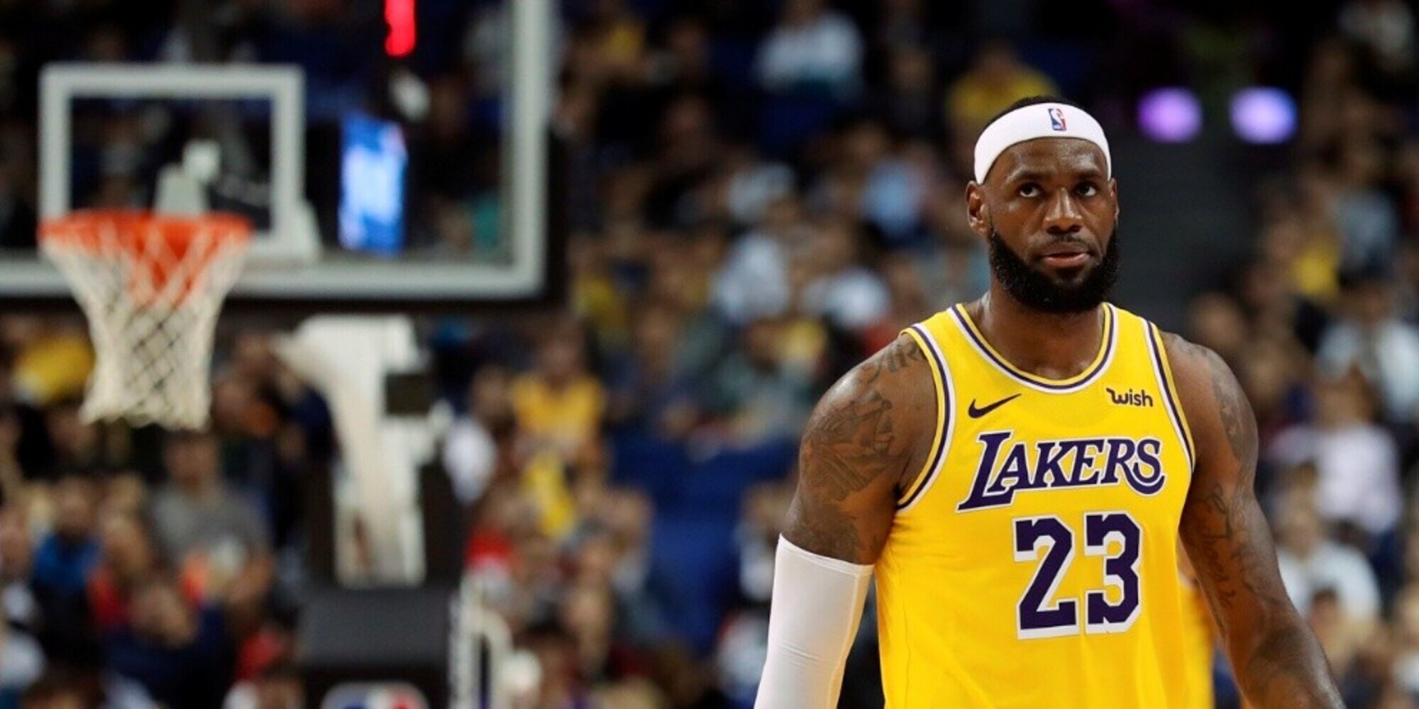 Nba, LeBron non basta ai Lakers. Ko anche Denver
