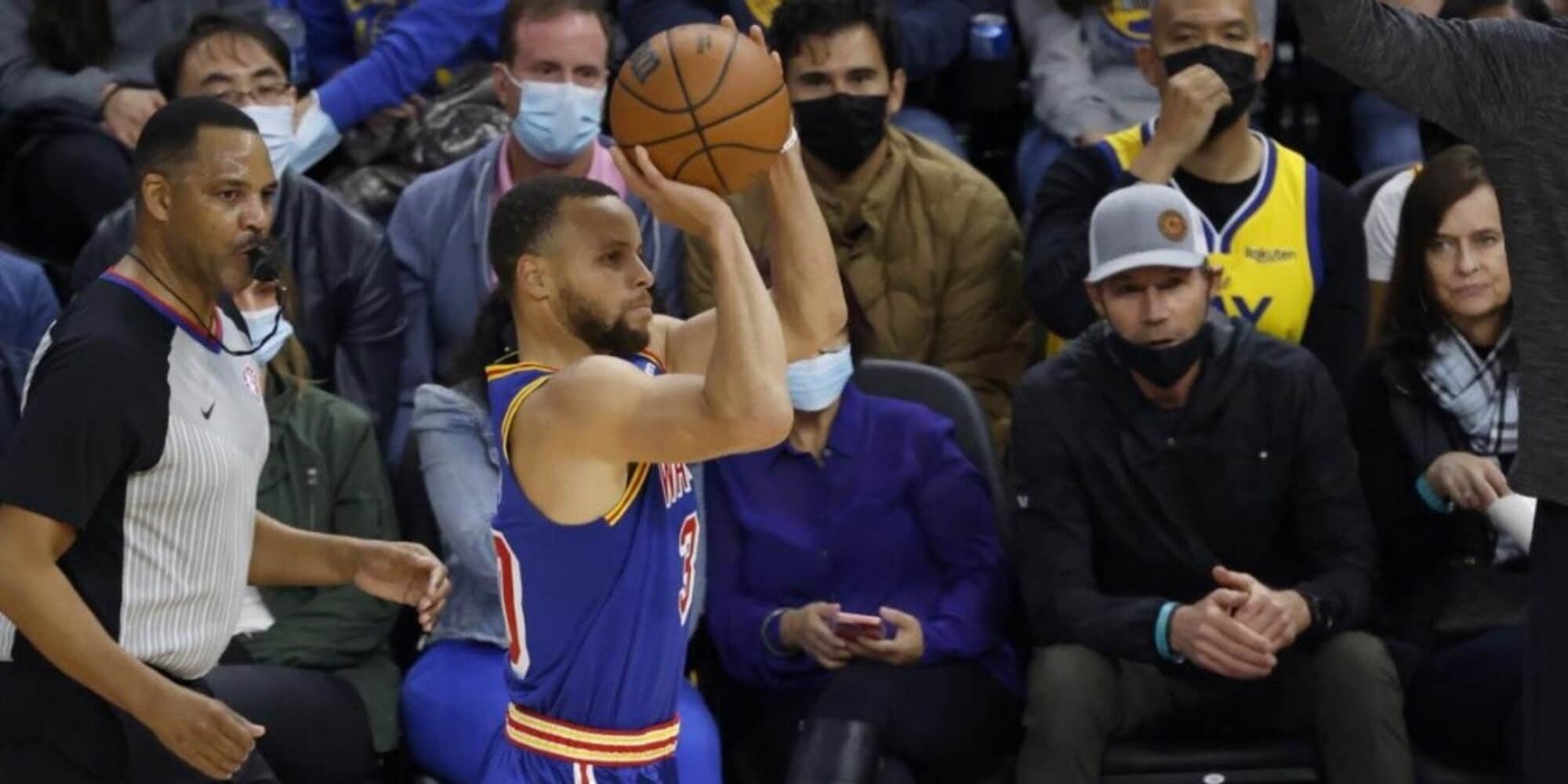 Nba, immenso Curry! È il nuovo recordman di canestri da 3 punti