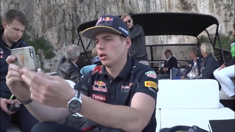 F1, Verstappen correrà con il numero 1 nel 2022