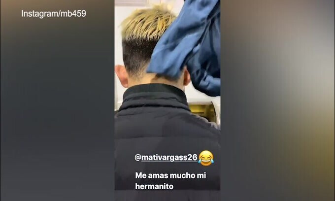 Balo, scherzone al suo compagno di squadra!