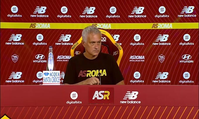 Il giudice sportivo non "perdona" Mou: squalificato due giornate
