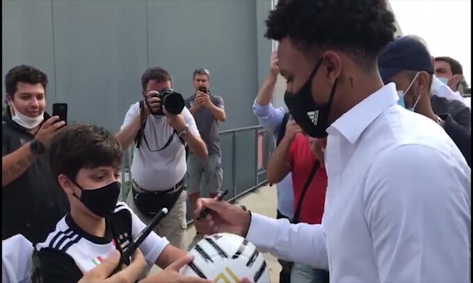 Juve, frattura del piede per McKennie