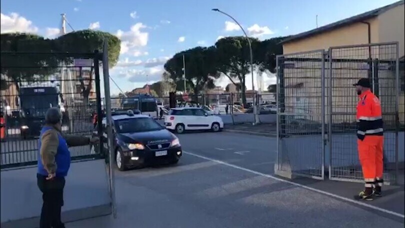 Empoli-Juventus, l'arrivo del pullman dell'Empoli