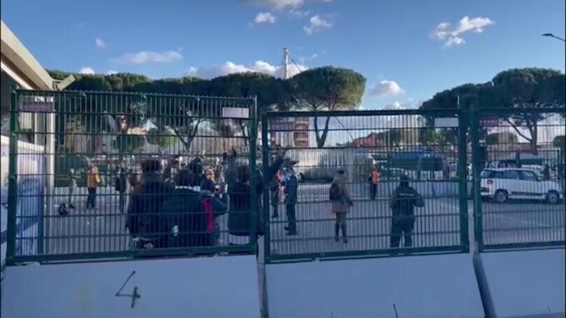 Empoli-Juventus, l'arrivo del pullman bianconero