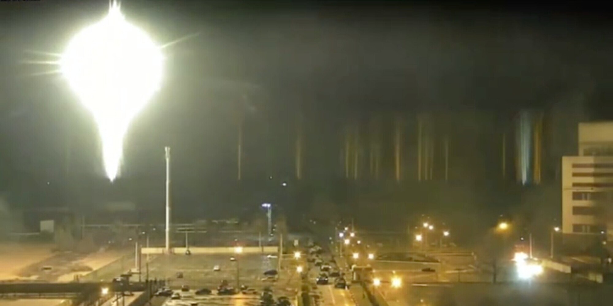 Ucraina, la centrale nucleare di Zaporizhzhia in sicurezza dopo l'attacco russo