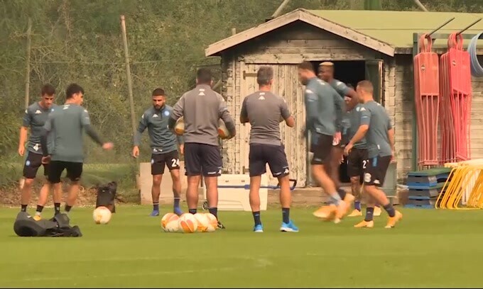 Napoli, si ferma Petagna