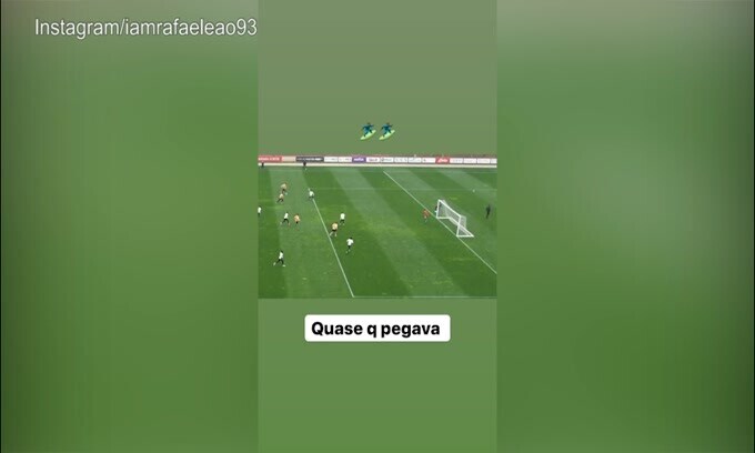 Milan, il destro a giro di Leao è perfetto