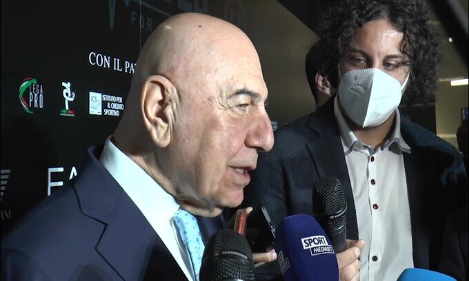 Galliani: "Ibra al Monza? No, chiuderà al Milan"