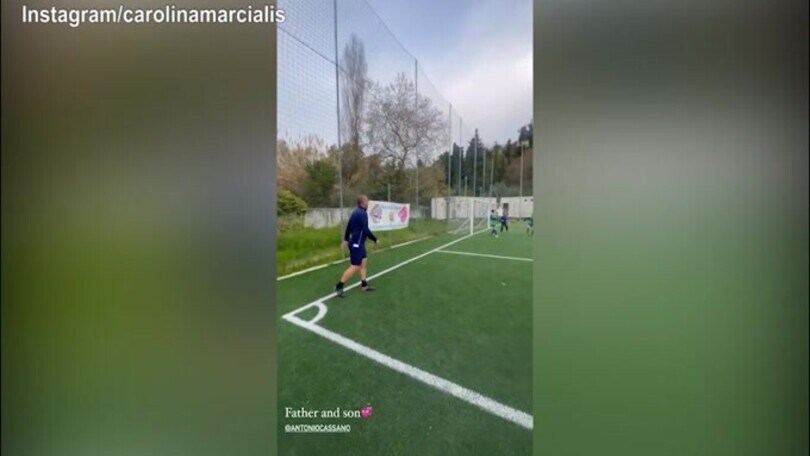 Virtus Entella, in campo c'è Antonio Cassano con i bimbi