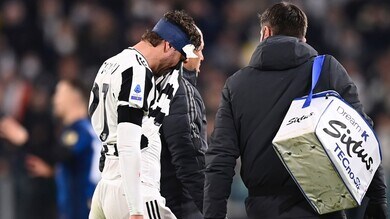 Juve, Locatelli infortunato al ginocchio: stop di un mese, il comunicato