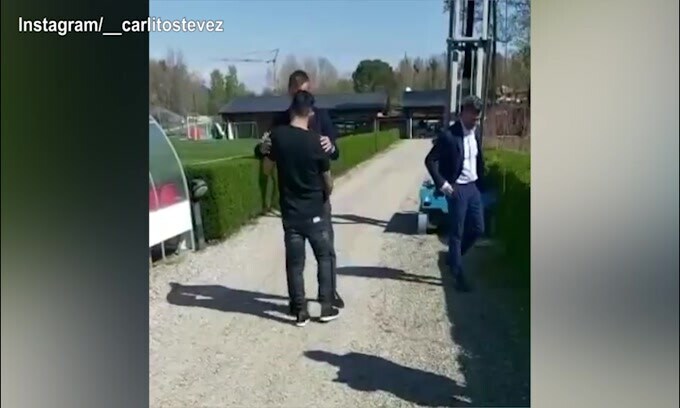 Milan, ecco l'incontro tra Maldini e Tevez