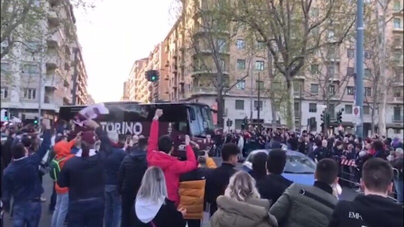 Torino-Milan, allo stadio arriva il pullman del Torino