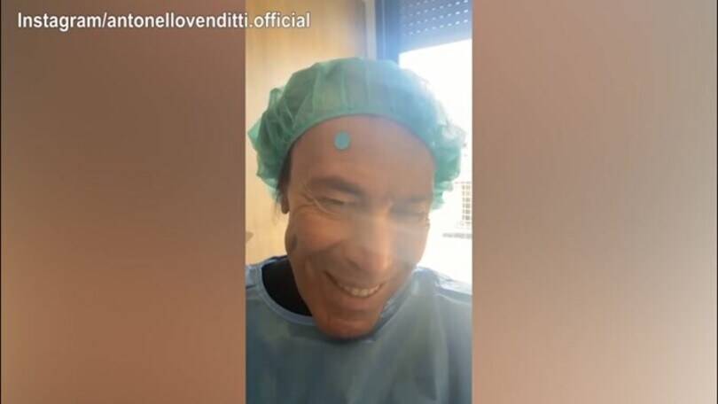 Antonello Venditti salta la Roma: "Mi scuso con i tifosi per l'assenza.."