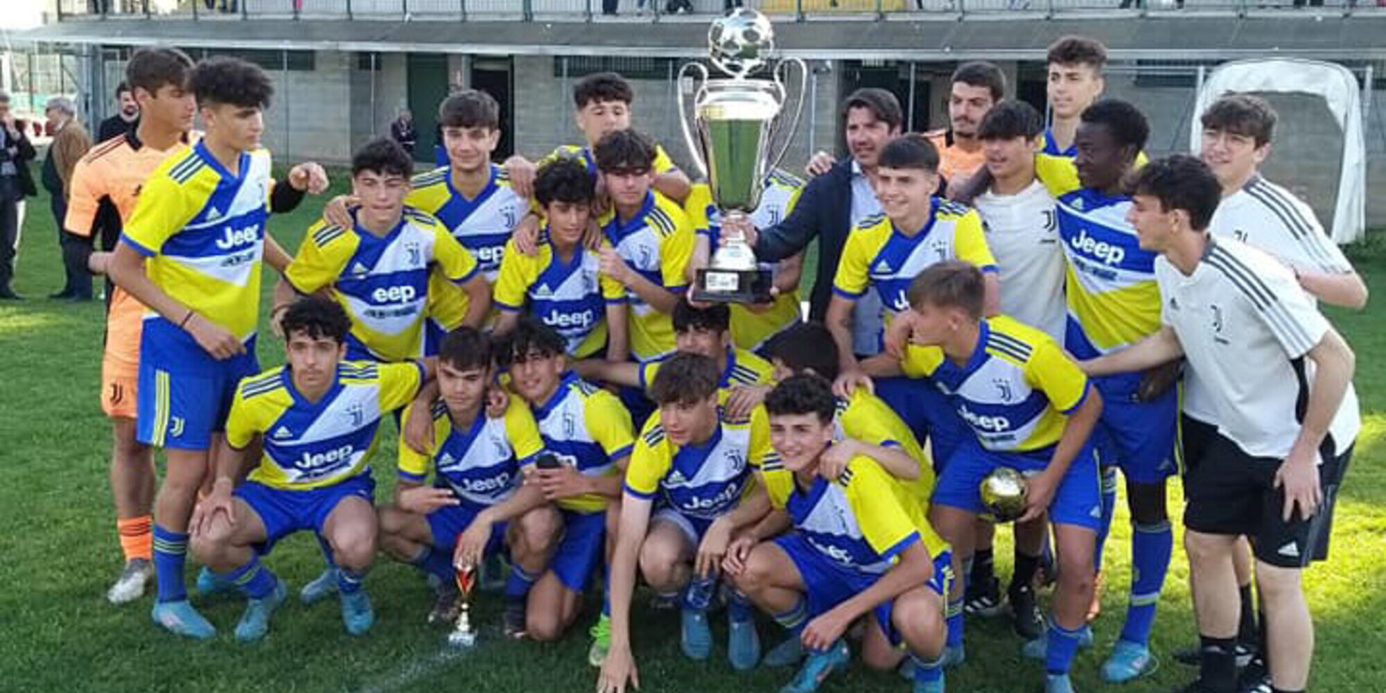 Il Trofeo Lascaris parla bianconero
