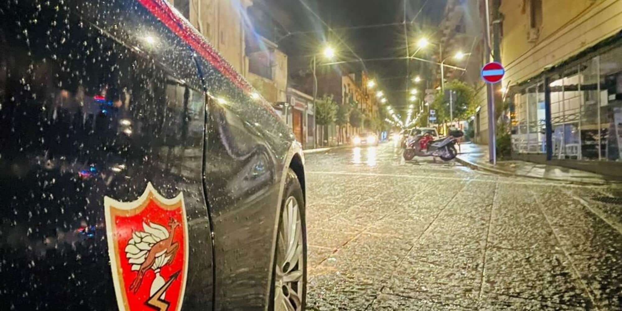 Fanno un'incidente in auto e chiamano i Carabinieri: ma erano ubriachi!