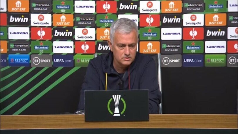 Mourinho: "Non c'è una favorita in semifinale"