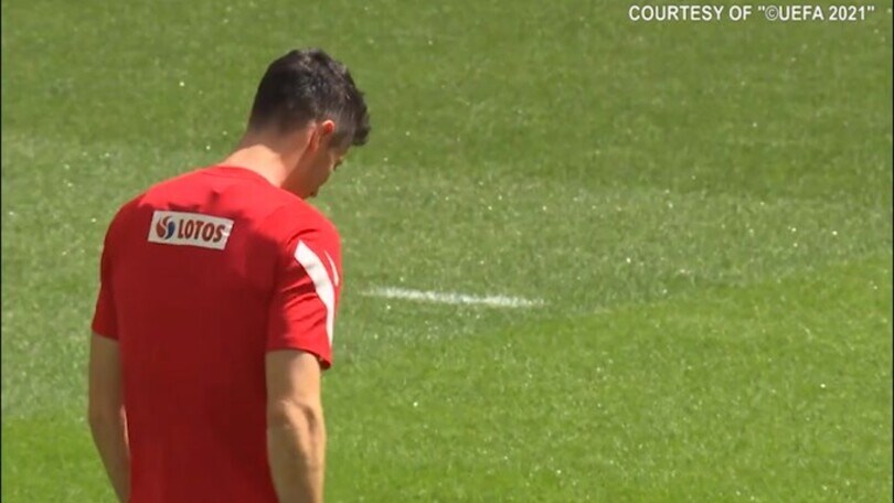 Barca, Lewandowski è l'obiettivo numero uno dell'estate