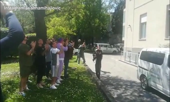 Bologna, visita a sorpresa dei giocatori in ospedale da Mihajlovic