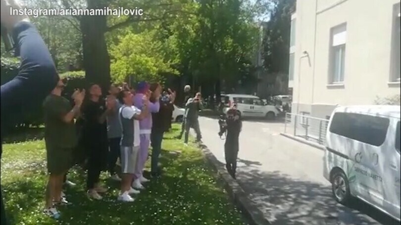 Bologna, visita a sorpresa dei giocatori in ospedale da Mihajlovic