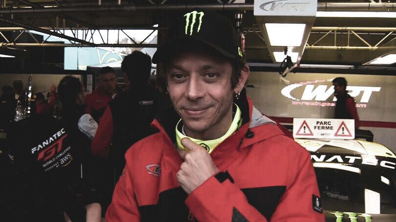 Rossi c’è, anche tra le auto: “Che bello finire nei primi dieci in GT e tornare a punti"