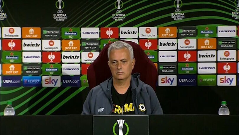 Mourinho: "Chiedo ai tifosi di venire a giocare"