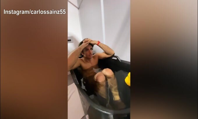 F1, Ferrari: Sainz e la sua routine pre gara