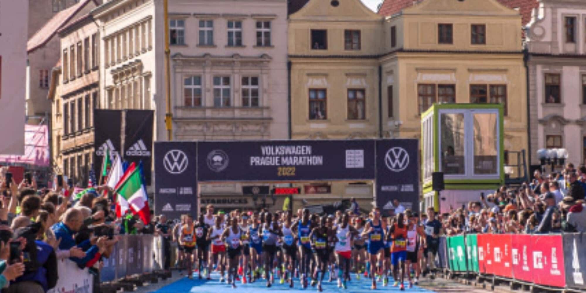Al keniano Kigen "The King" la Volkswagen Prague Marathon