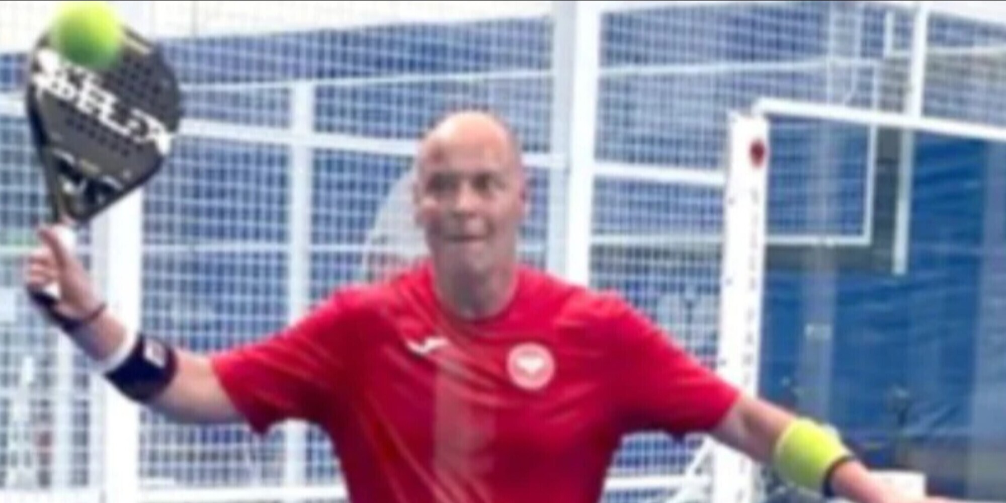 Pietro Sermonti scatenato: "Il padel mi fa impazzire"
