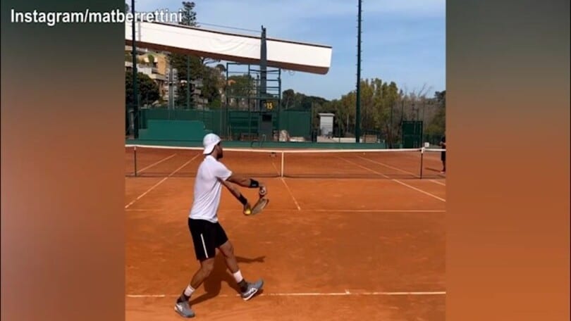 L'annuncio di Berrettini: "Salterò il Roland Garros"