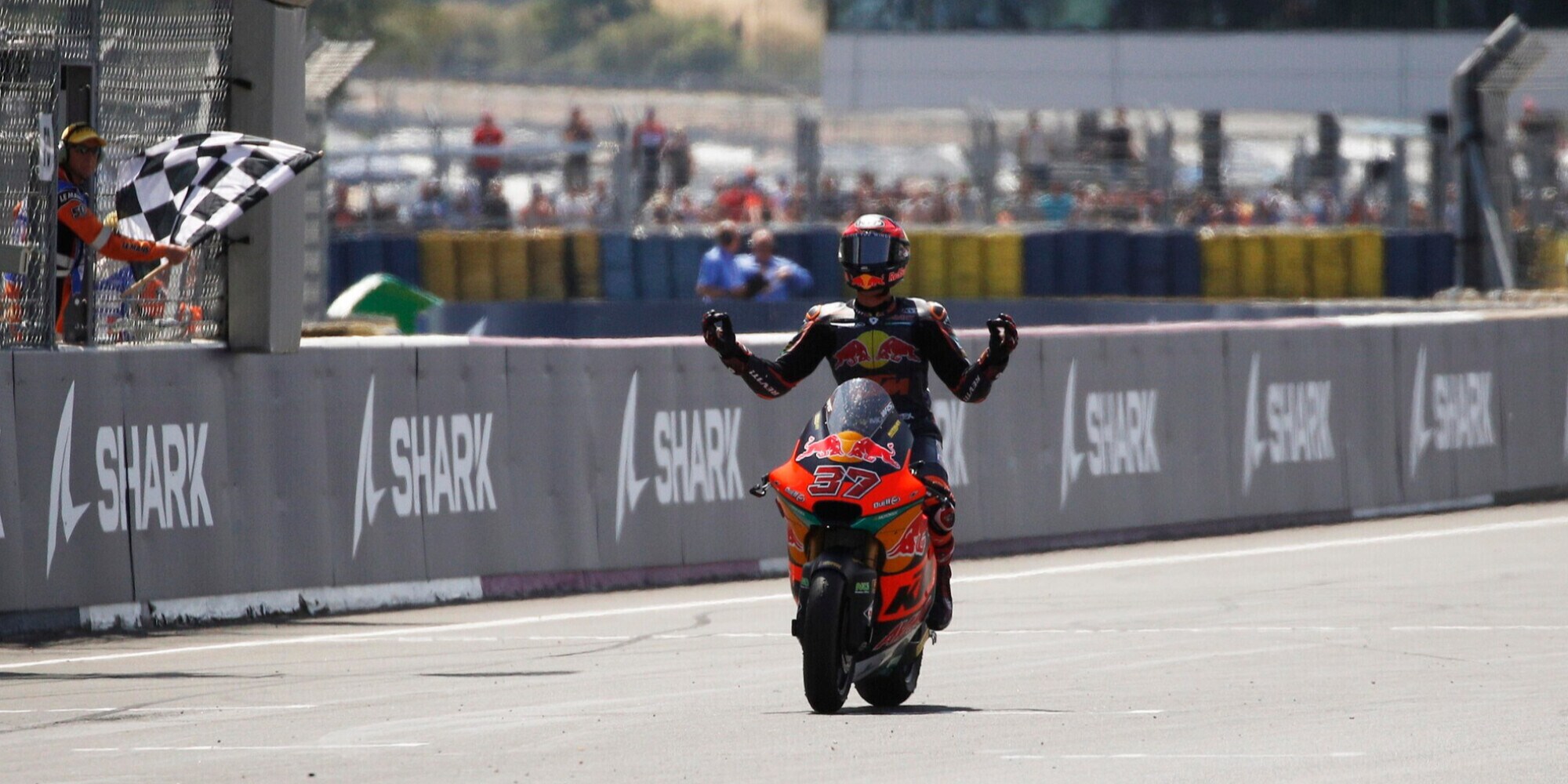 Moto2, Gp Francia: vince Fernandez, ottavo Vietti
