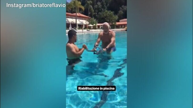 Briatore, la riabilitazione prosegue in piscina