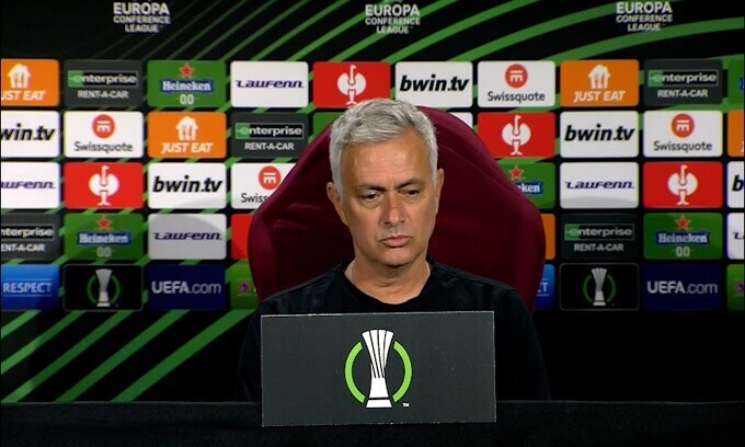 Mourinho: "Kumbulla? Con o senza gli albanesi devono essere dalla nostra"
