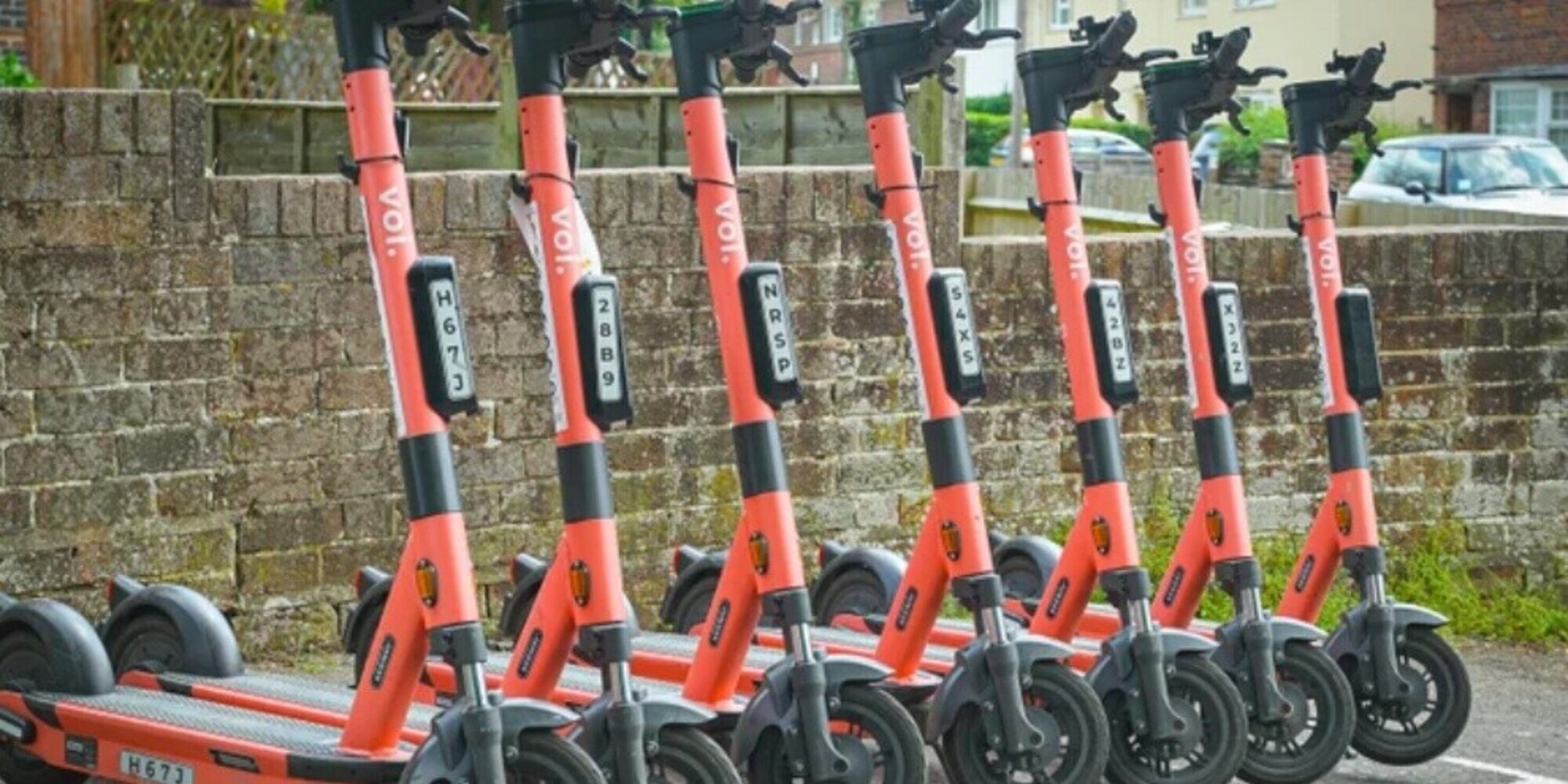 Monopattini e auto fanno "pace": in arrivo dei corsi di guida