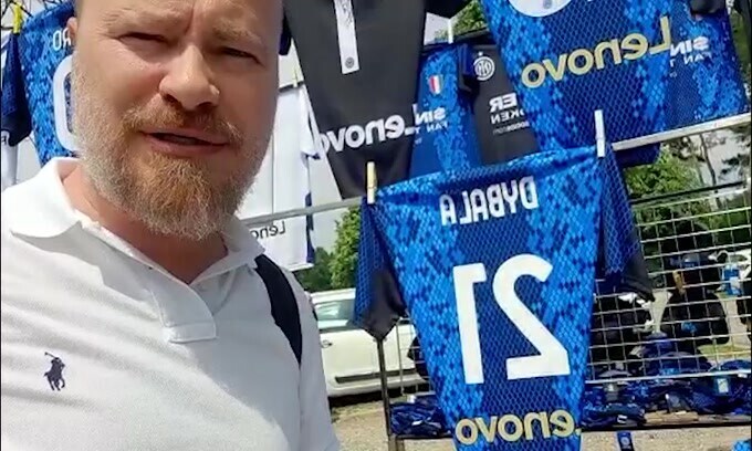 Ad Appiano c'è la maglia di Dybala