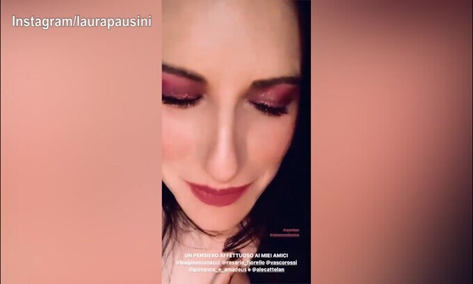 Milan, Laura Pausini festeggia lo Scudetto