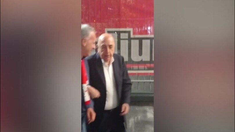 La scaramanzia di Galliani: "Non dite nulla.."