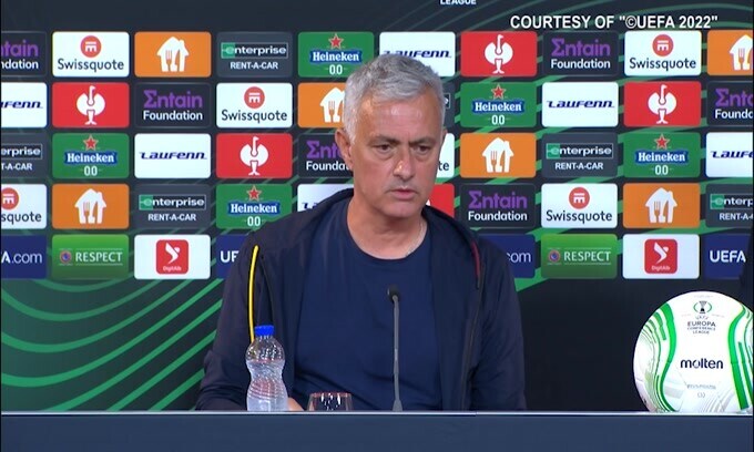 Mourinho su Mkhitaryan: "Sta bene"