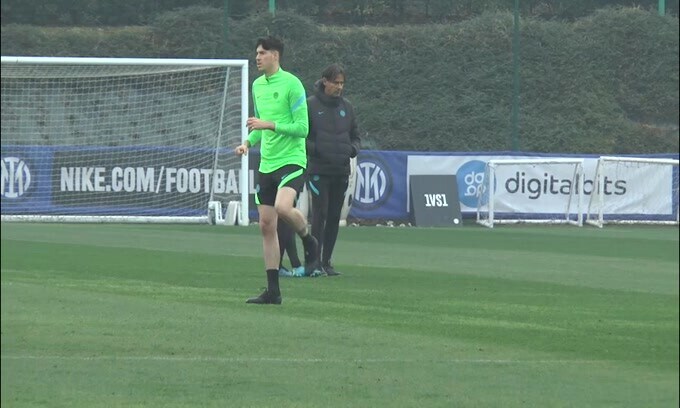 Inter, Bastoni ceduto? Lui risponde con due cuori nerazzurri
