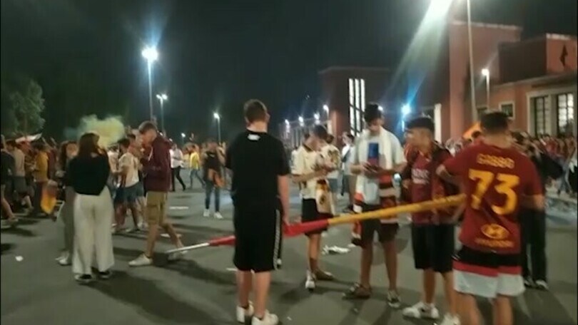 Roma, festa infinita: caroselli e fuochi in città
