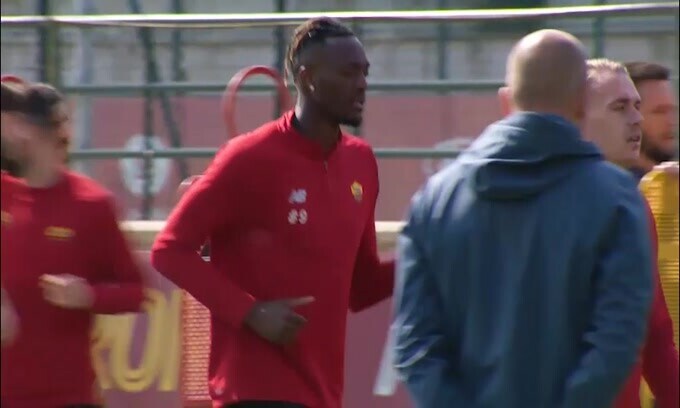 La stampa olandese si scaglia contro Abraham