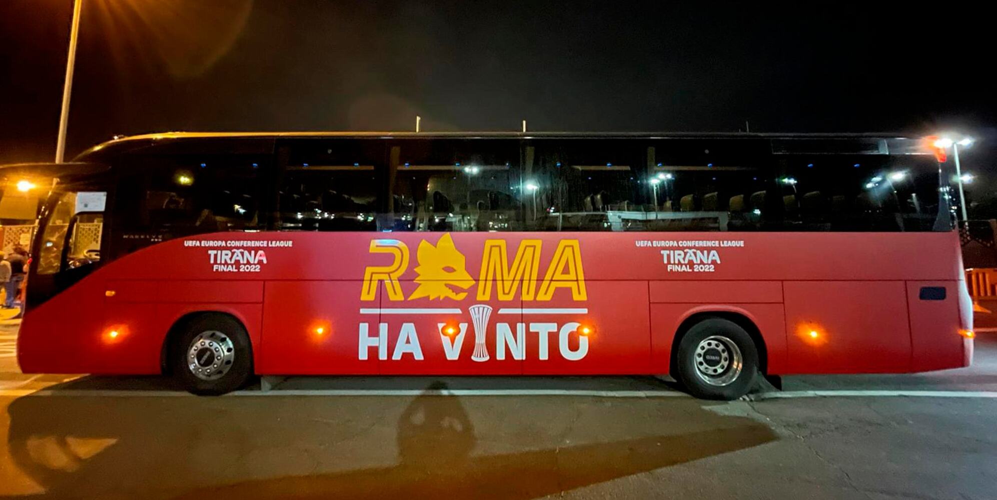 Trionfo Roma, notte e giornata di festa: tutti i VIDEO e FOTO