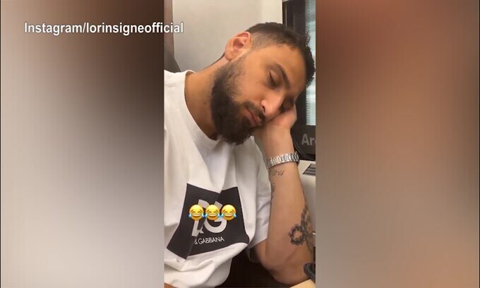 Donnarumma dorme, Insigne riprende