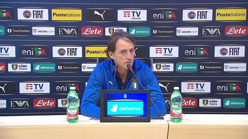 Mancini:"Non possiamo cambiare tutta la squadra"