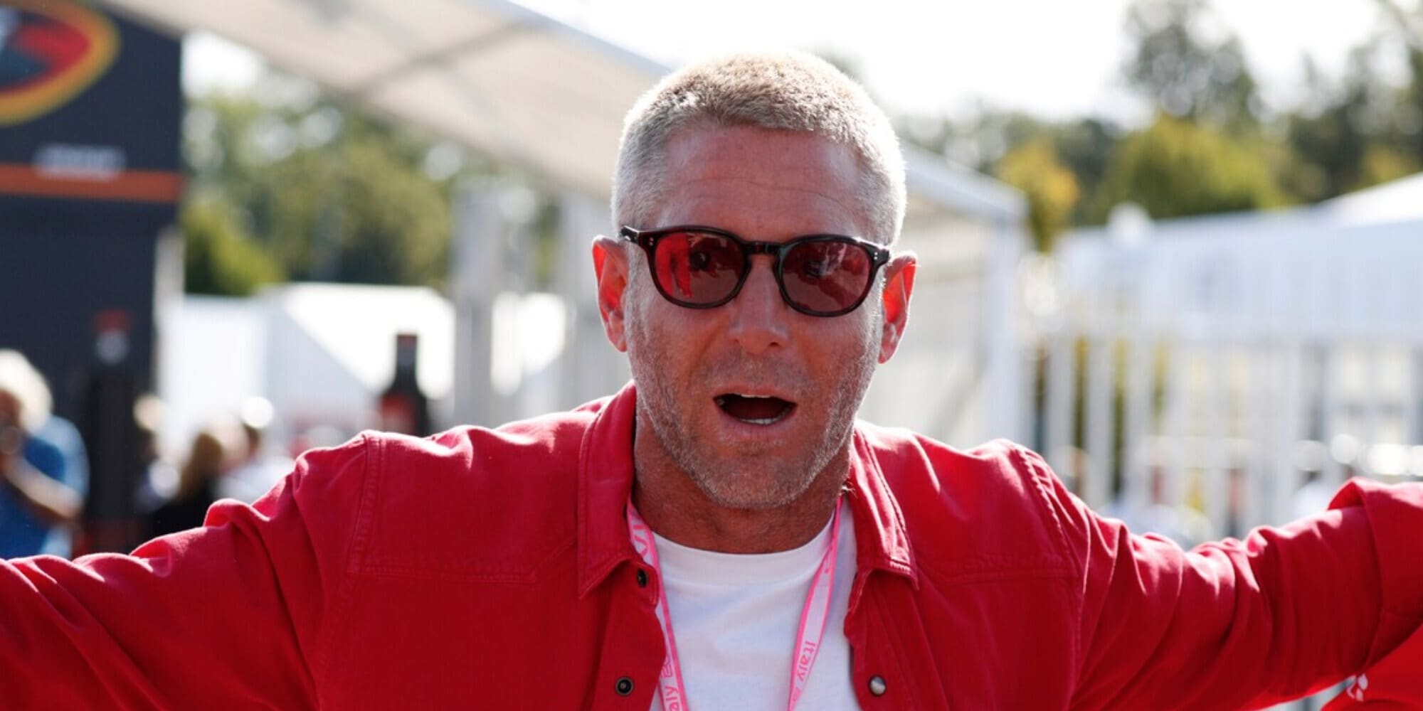 Lapo Elkann spinge Leclerc e Sainz: «Gran lavoro, ora completate l'opera»