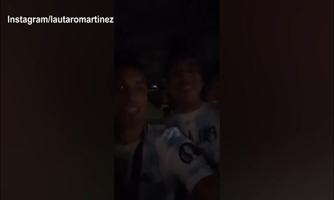 Italia-Argentina 0-3, festa incredibile sul pullman albiceleste