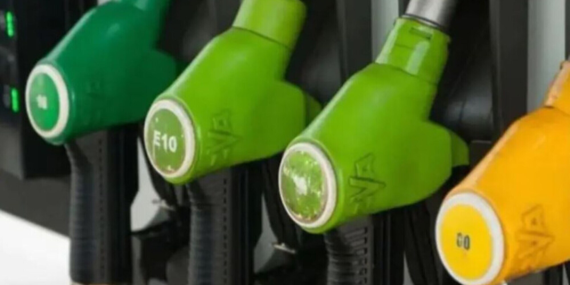 Prezzi dei carburanti alle stelle: anche l'Italia sta pagando la guerra in Ucraina