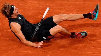Roland Garros, Zverev ko con Nadal: infortunio shock, esce in lacrime